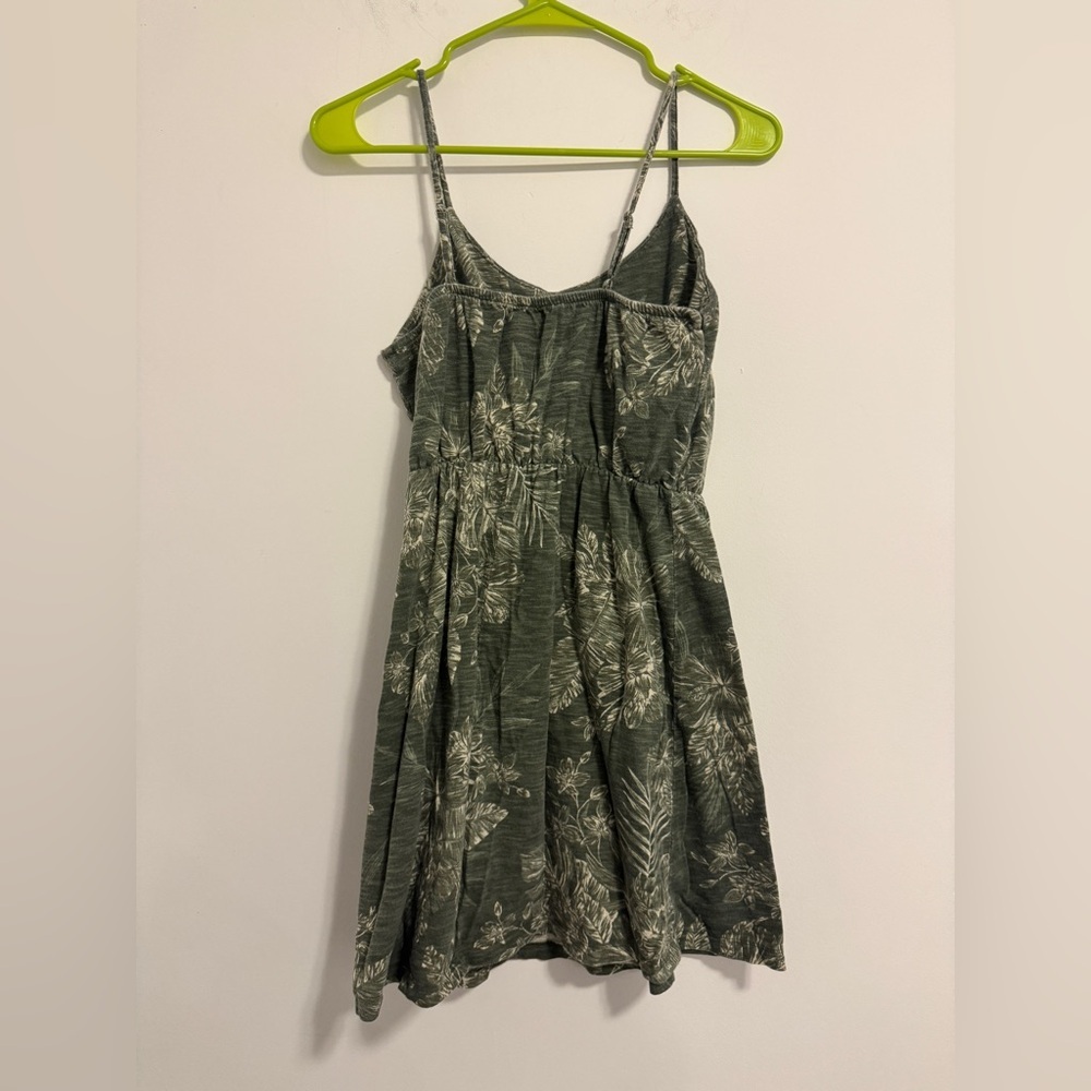 Old Navy Green Leaf Print Dress - Picture 4 of 5